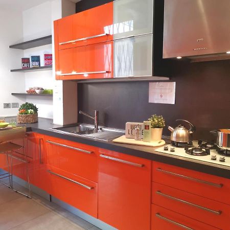 Bnbook Trilo Mind Rho Trilocale Con 2 Camere E 2 Bagni Екстер'єр фото