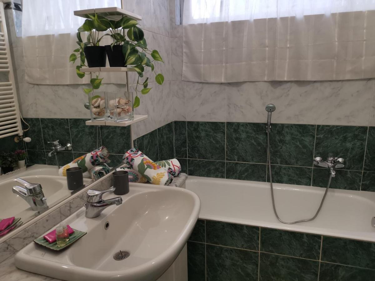 Bnbook Trilo Mind Rho Trilocale Con 2 Camere E 2 Bagni Екстер'єр фото